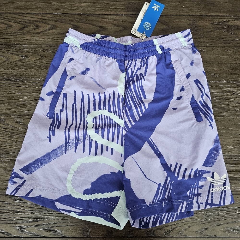 NWT ADIDAS MEN'S AOP SHORTS ORIGINALS dust purple/halo min - Picture 2 of 8